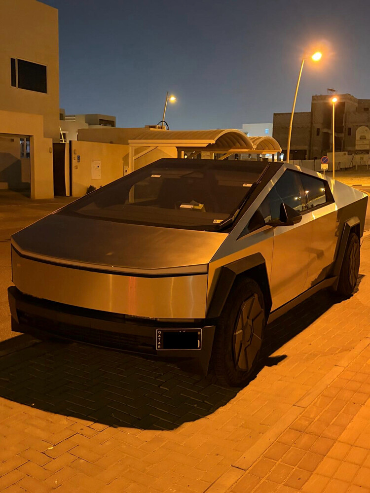 cyber truck Tesla - 1