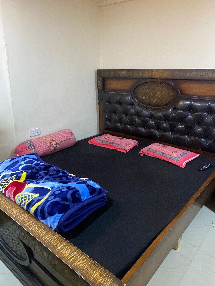 King Size Bed Set with New Mattress - 4