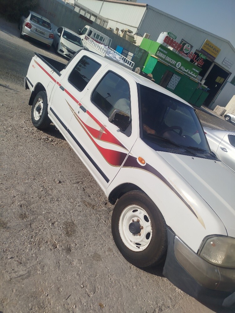 NISSAN PIKUP PETROL - 3