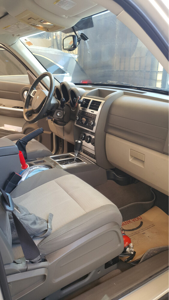 Dodge Nitro - 2