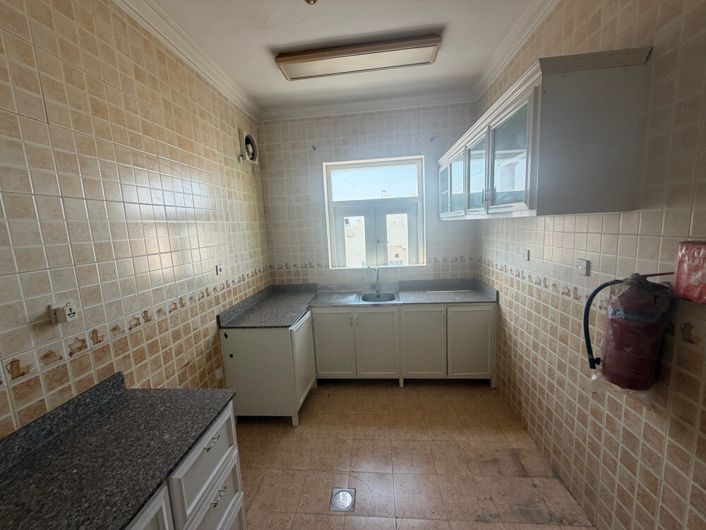 Apartments for Rent in Bin Omran - 6