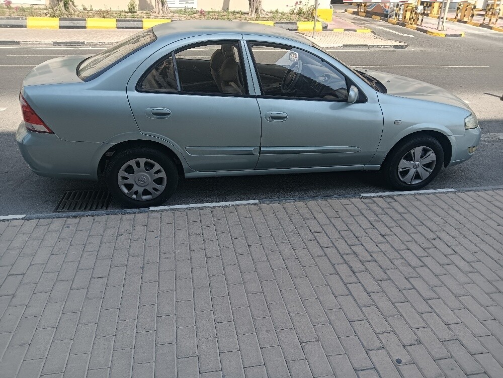 سياره نيسان صني موديل سنه 2007 - 3