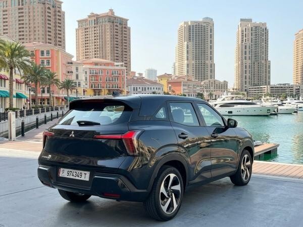 MITSUBISHI XFORCE 2026 BLACK  COLOR - 4