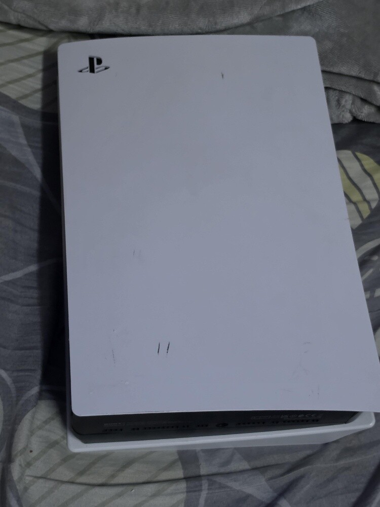 hacked ps5 - 4