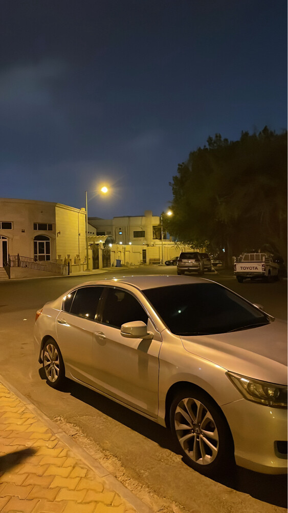 Honda accord 2013 - 1