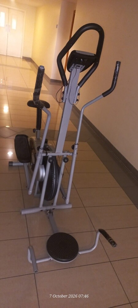 2-in- 1 Elliptical Exercise bike - 1