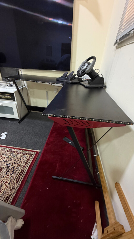 طاولة قيمنق اصليه كبيره  - 4