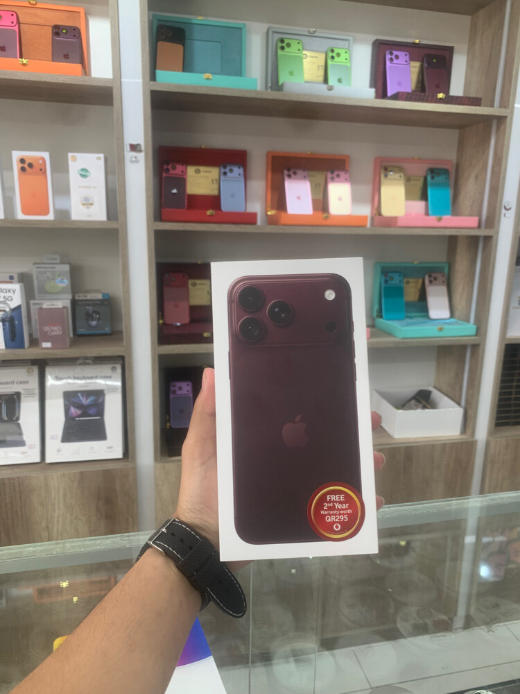 ايفون 18 برو ماكس  - 1