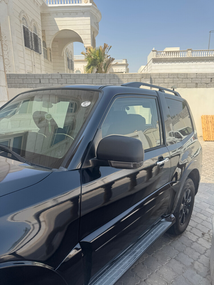 Mitsubishi Pajero 3 Door - 6