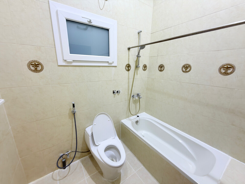 Luxury villa in Legtaifiya - 15
