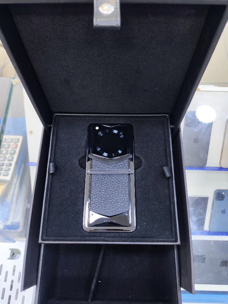 mobile VERTU IRONFLIP - 7