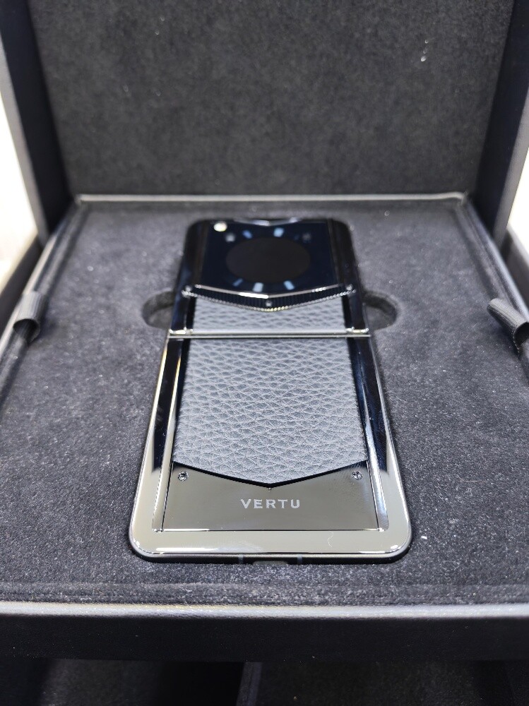 mobile VERTU IRONFLIP - 9