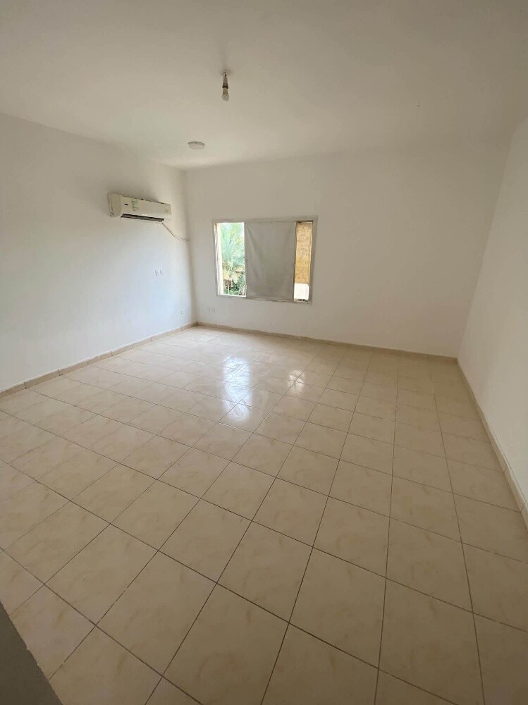 rent 1bhk in ain khaled - 2