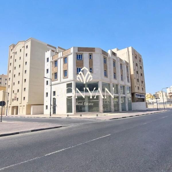 Corner Commercial Shop in Al Muntaz - 4