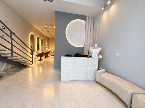 Established,Profitable Beauty Salon - 4