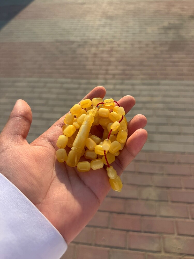 مسباح كهرم نقتسات. - 1
