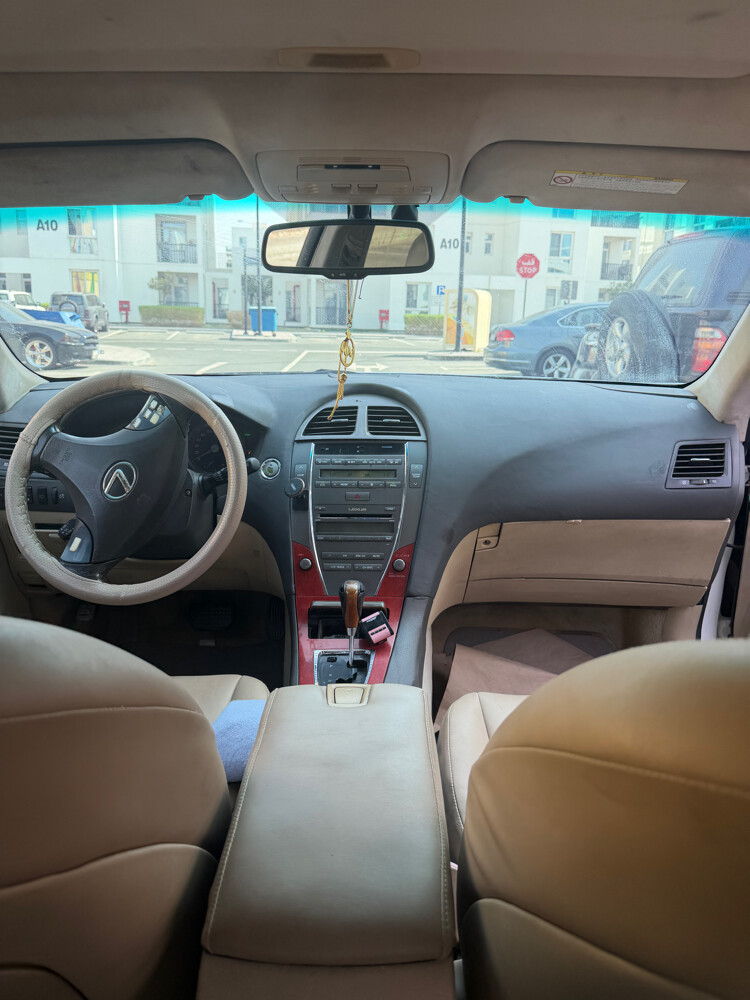 Lexus - 4
