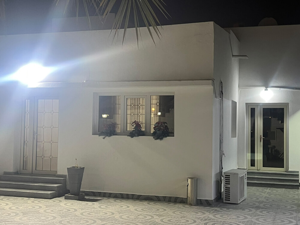 للبيع او الايجار بيت شعبي الدحيل - 1
