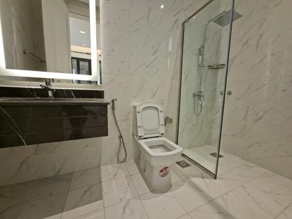 8BR VILLA | LIFT & TERRACE | NUAIJA - 11