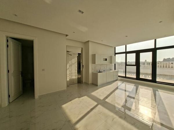 8BR VILLA | LIFT & TERRACE | NUAIJA - 4