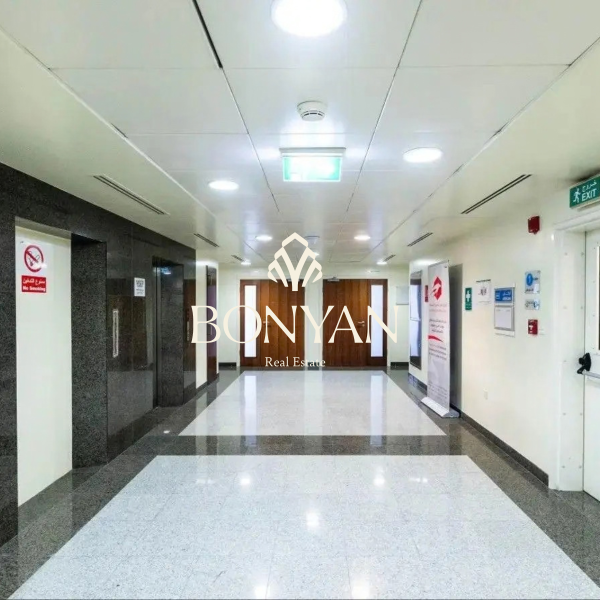 Showroom for Rent in Um Al Seneem - 3