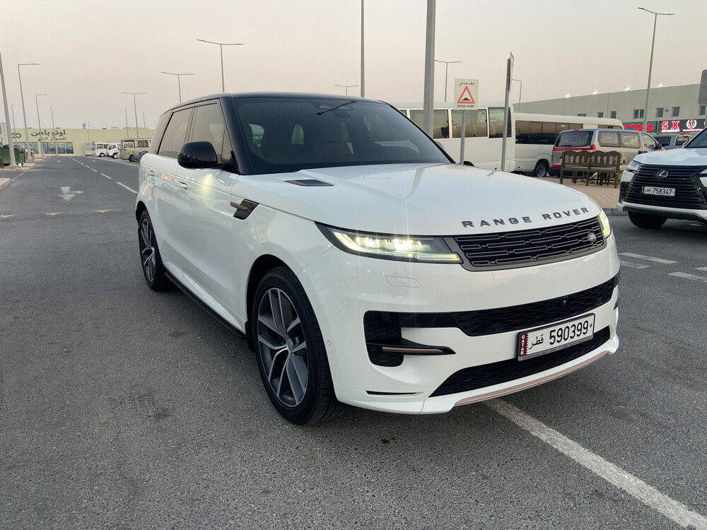 Range Rover sport 2024  P400 white  - 3