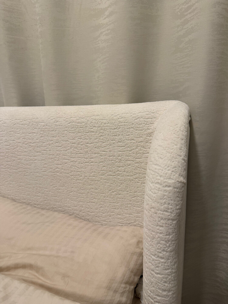 Cream Bed & Beige Wardrobe for Sale - 4