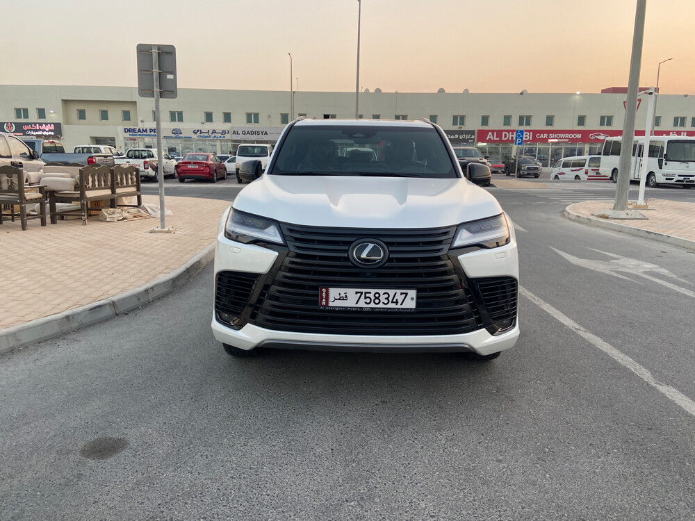 Lexus 2025 LX 700 h  hybrid  - 1
