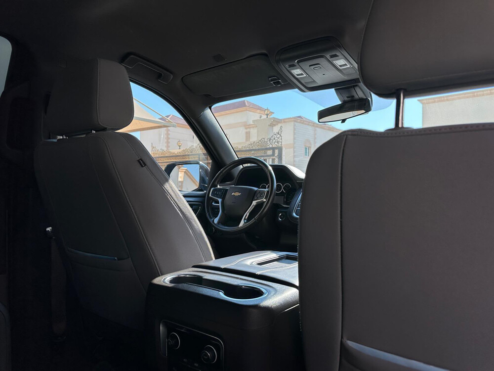 CHEVROLET TAHOE  - 4