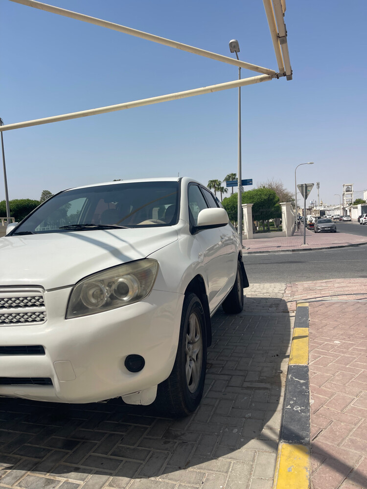 Toyota RAV4  - 2