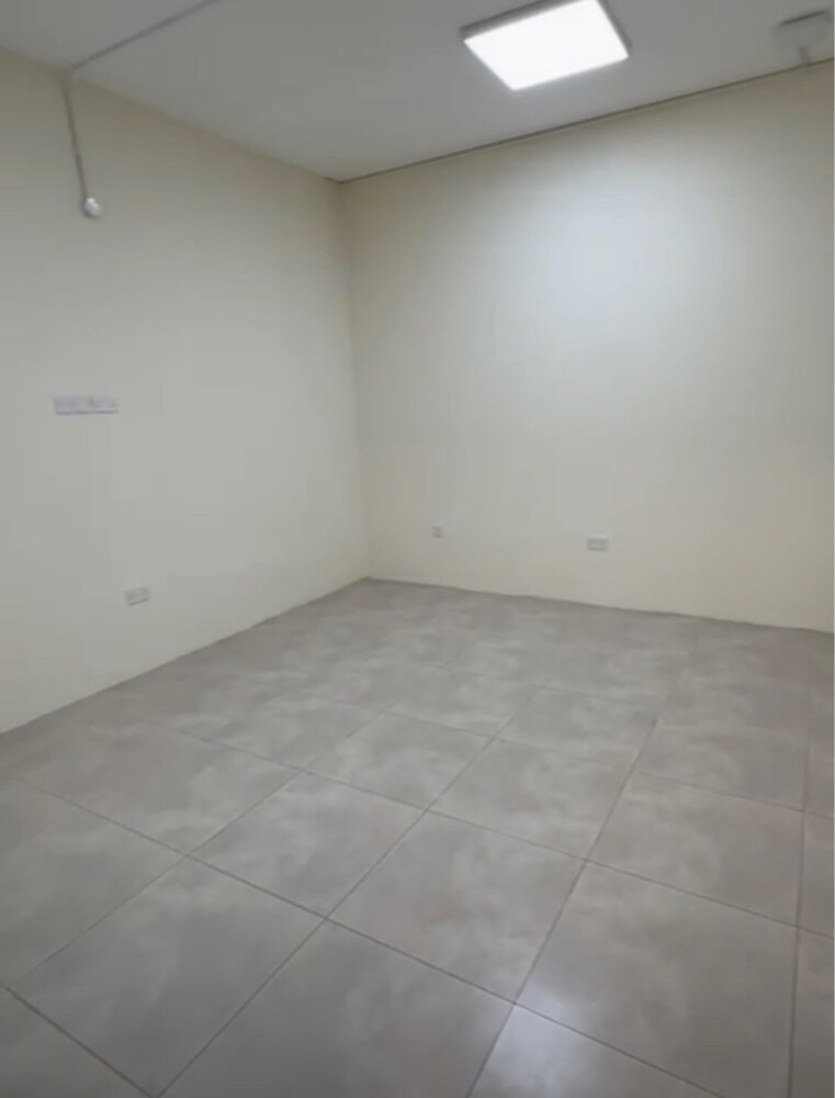 Good Condition Rooms and store - 3
