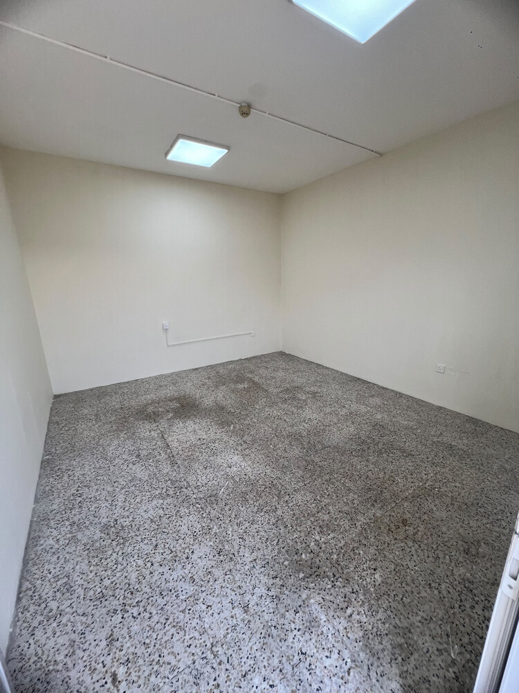 Good Condition Rooms and store - 6