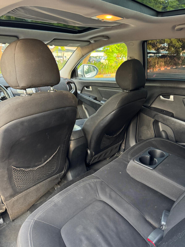 Kia Sportage Full Option  - 8
