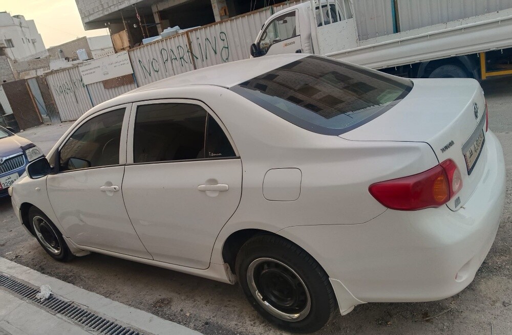 Toyota corolla 2010 for sale - 2