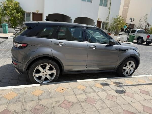 RANGE ROVER - 4