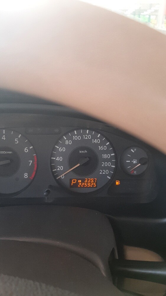 Nissan Sunny for Sale - 7
