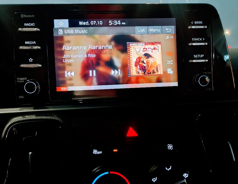 KIA SONET 2023 - 9