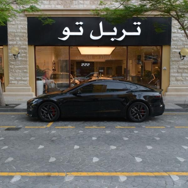 تسلا اس بلايد 2023 - 9