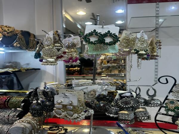wholesale price - 4