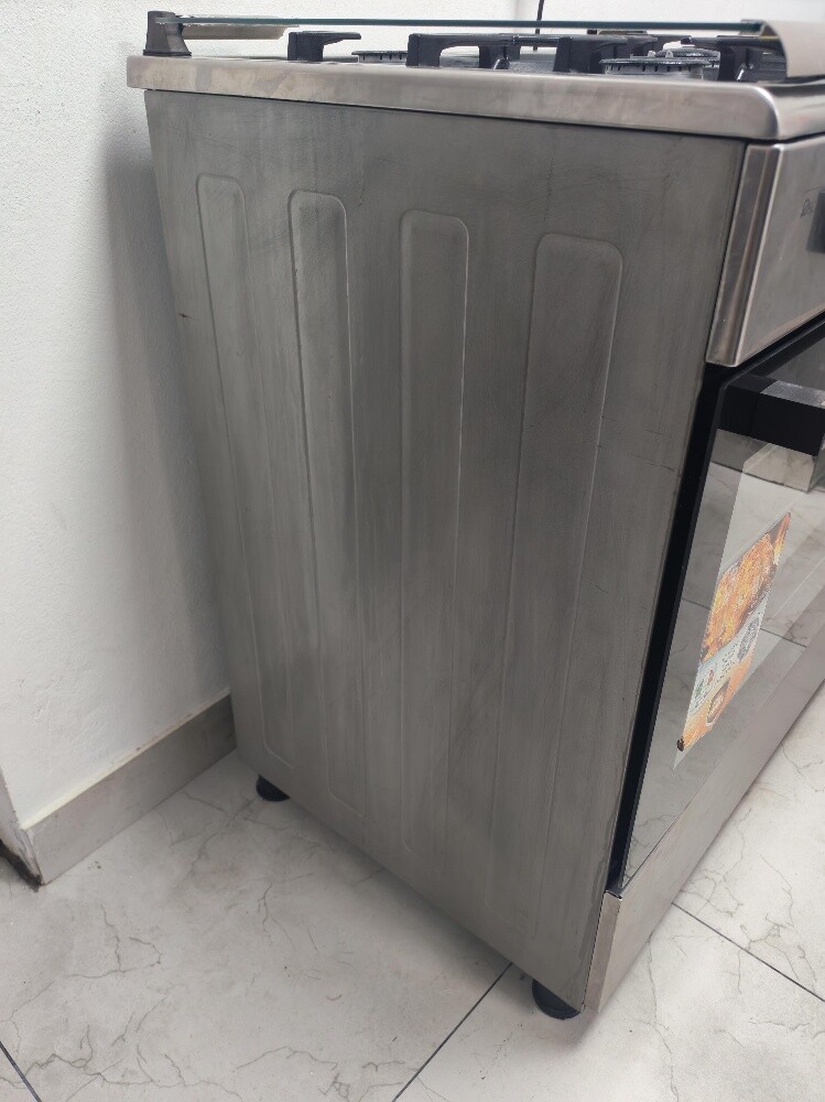 5 Burner Cooking Range and Grill - 5
