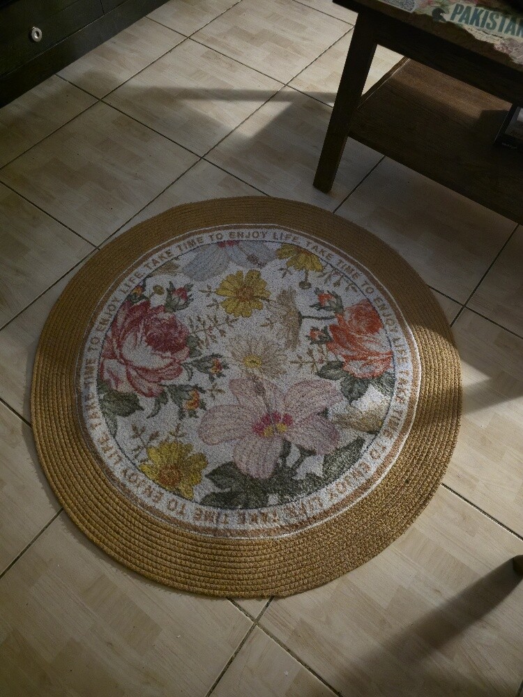 centre carpet - 2