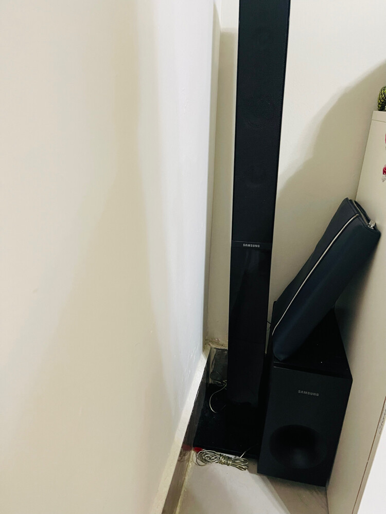 4 SPEAKERS AND SUBWOOFER ONLY - 2