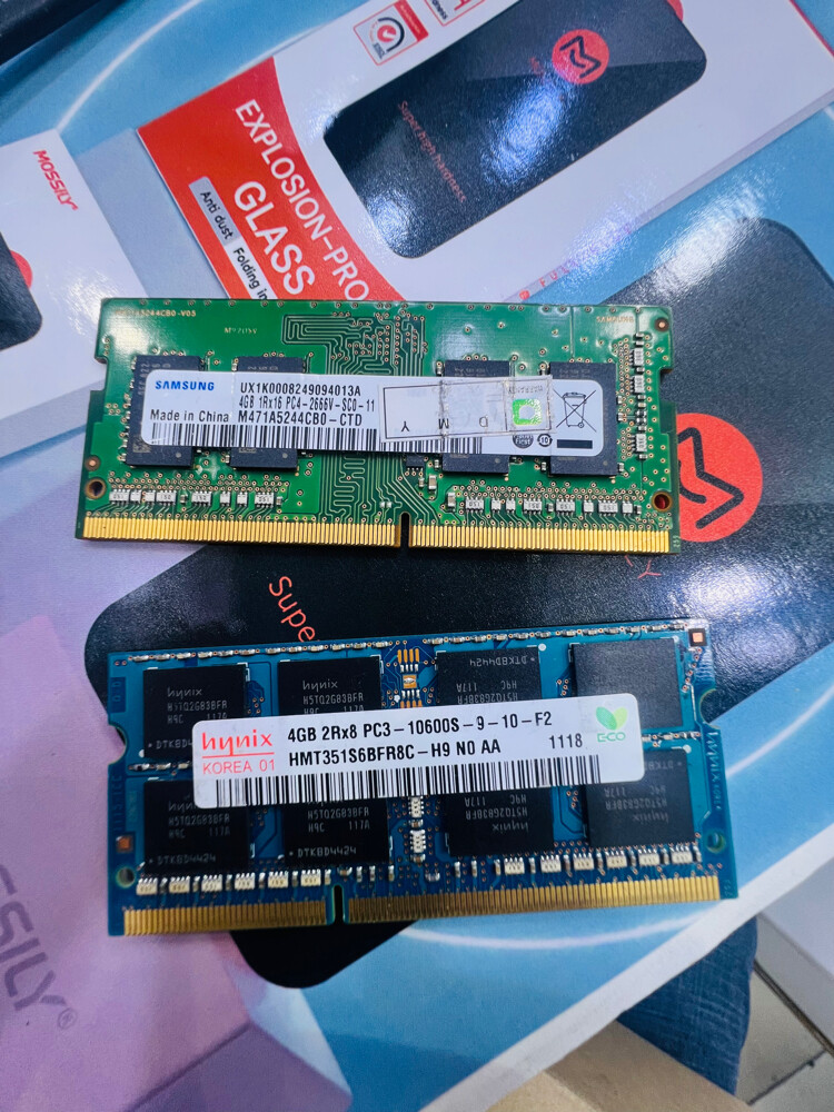 4GB RAM Laptop Used good (per piece - 1
