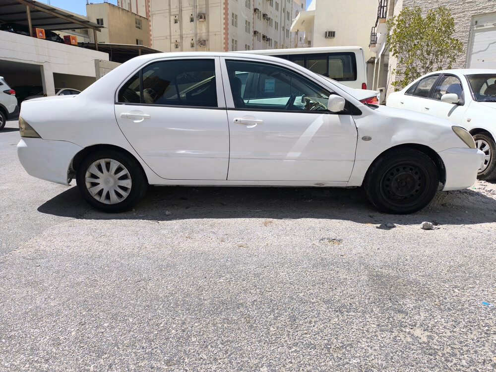 mitsubishi lancer - 4