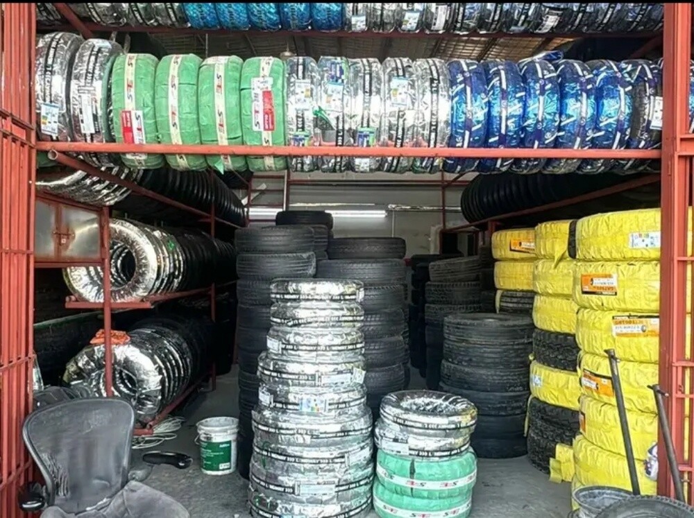 all tyre of tyre available - 2