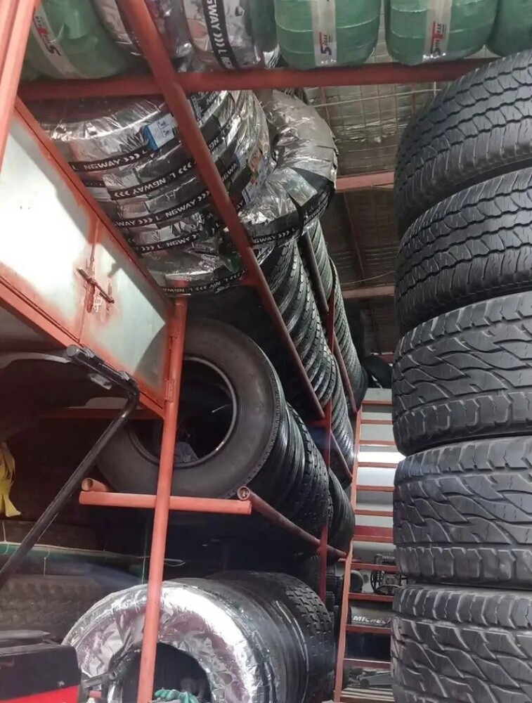 all tyre of tyre available - 10