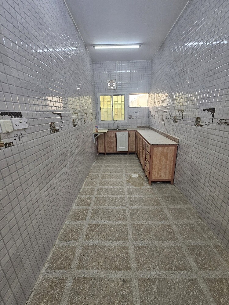 ملحق مدخل مستقل مع حوش - 6