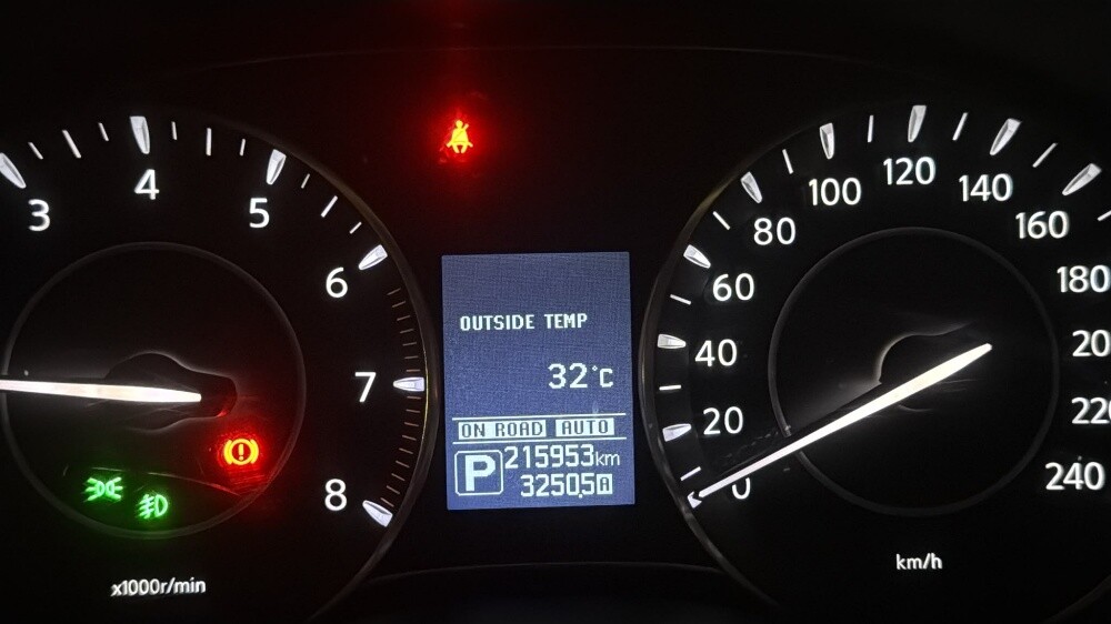 nissan patrol 2013 - 6