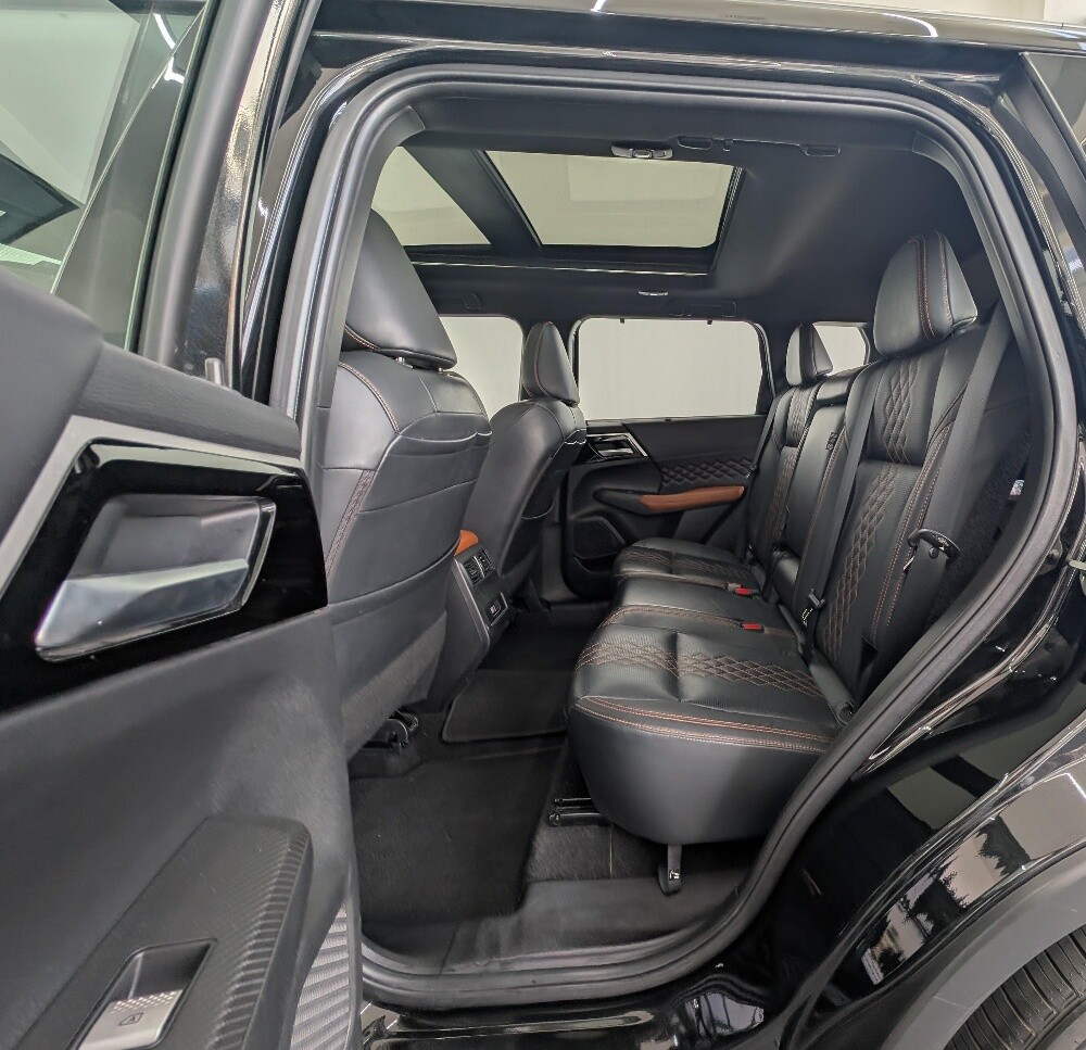 Outlander PL+Top Spec-Special Editi - 11