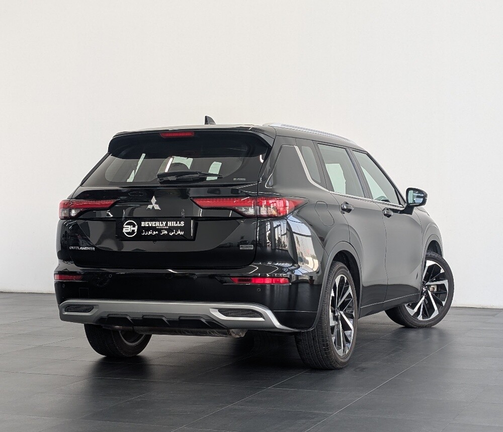 Outlander PL+Top Spec-Special Editi - 2